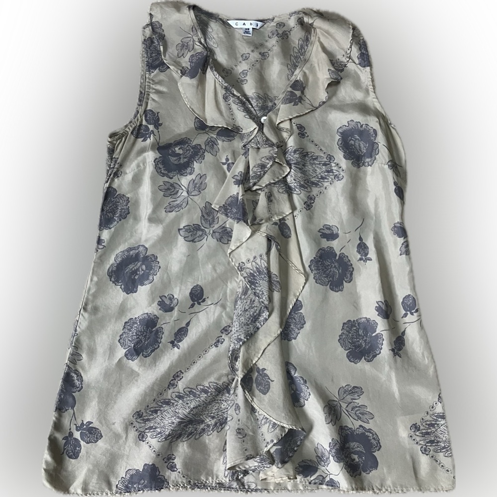 CAbi Gray and Cream Floral Ruffle Silk Blouse Size XS